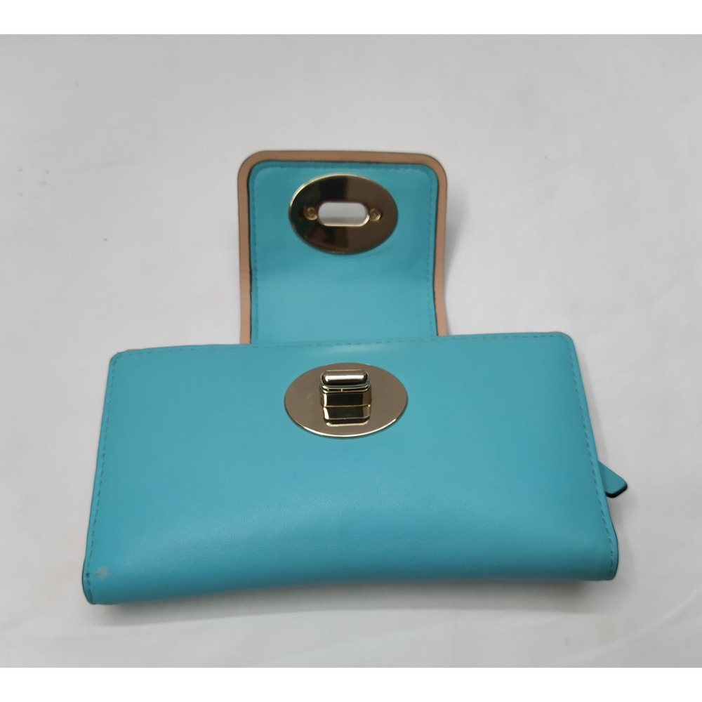 Kate Spade Robin Blue Leather Turn Lock Credit Card ID Window Bifold Wallet - Picture 15 of 16